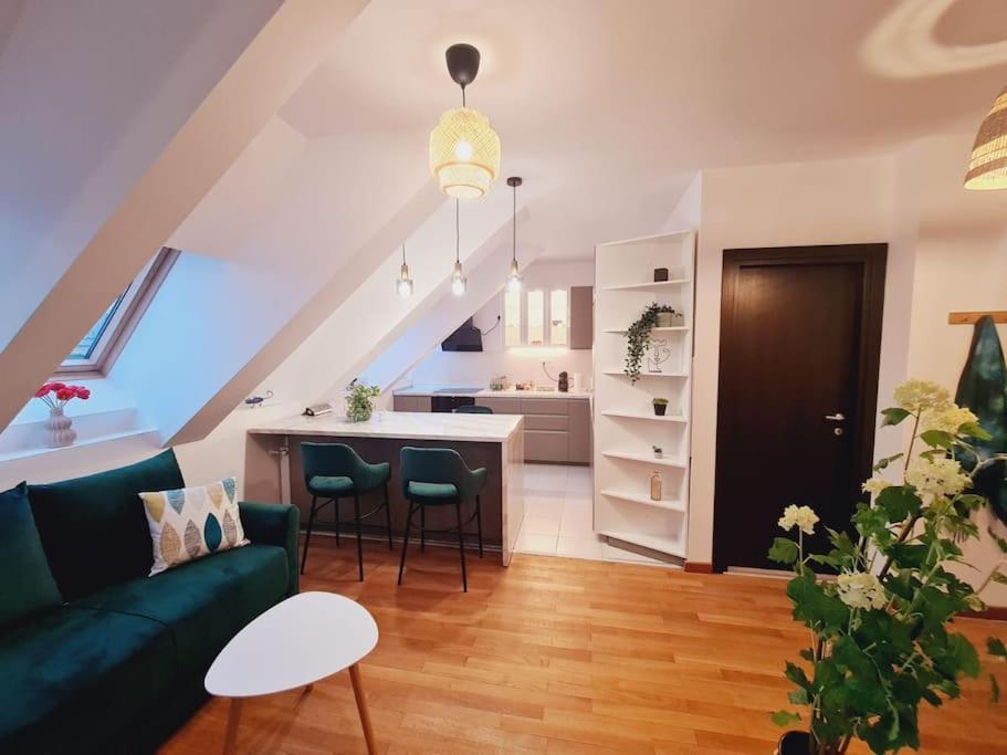 Bucharest Central B Apartment Buitenkant foto